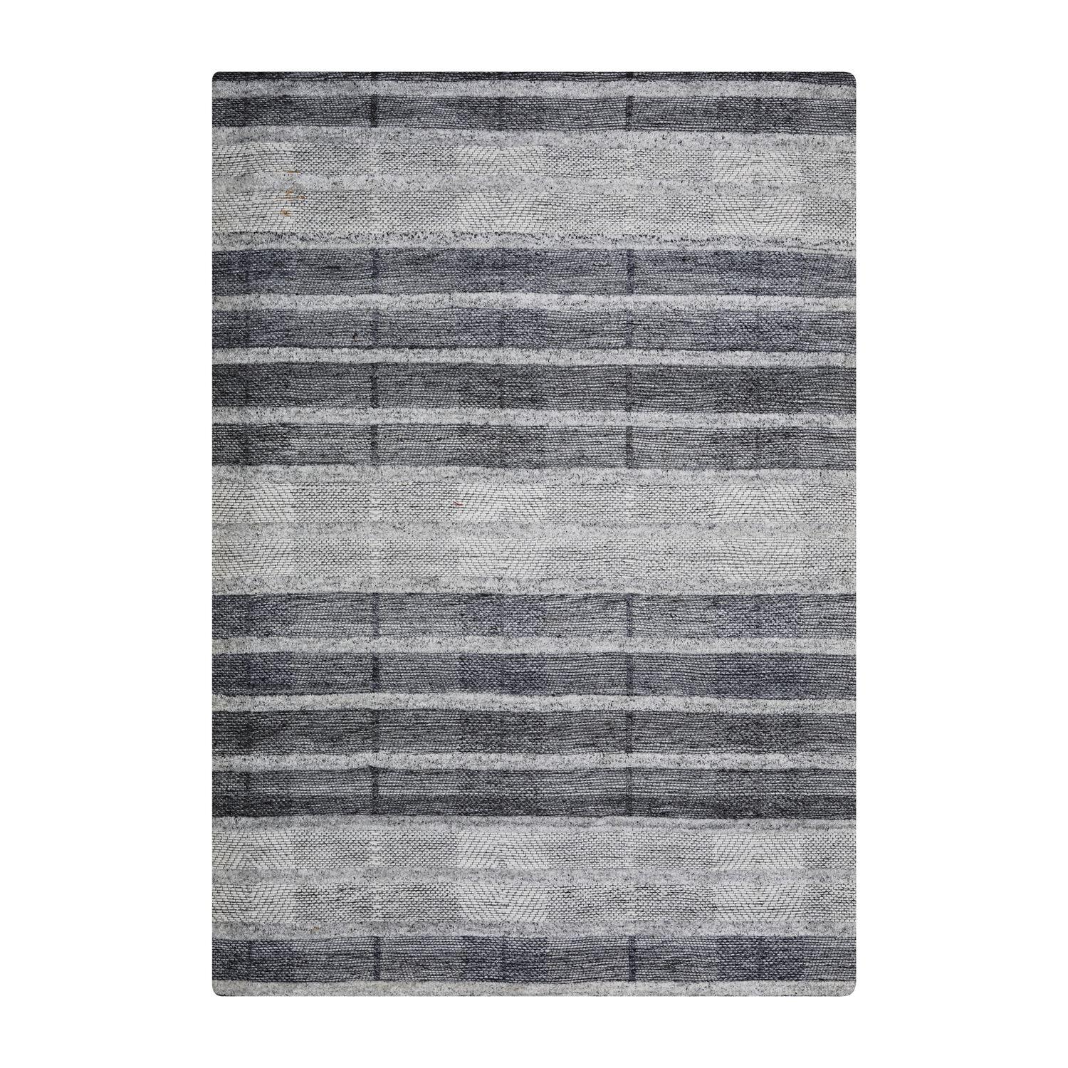 LIBER TINE SILVER GREY HAND TUFTED CARPET