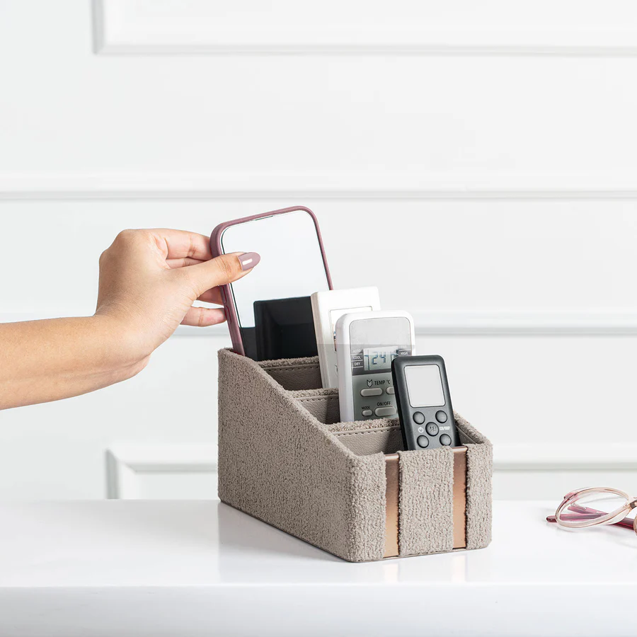 FRENCH BOUCLE METAL MOUSE HANDCRAFTED REMOTE HOLDER