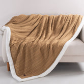 SHERPA KNITTED BLANKET CAMEL COLOR