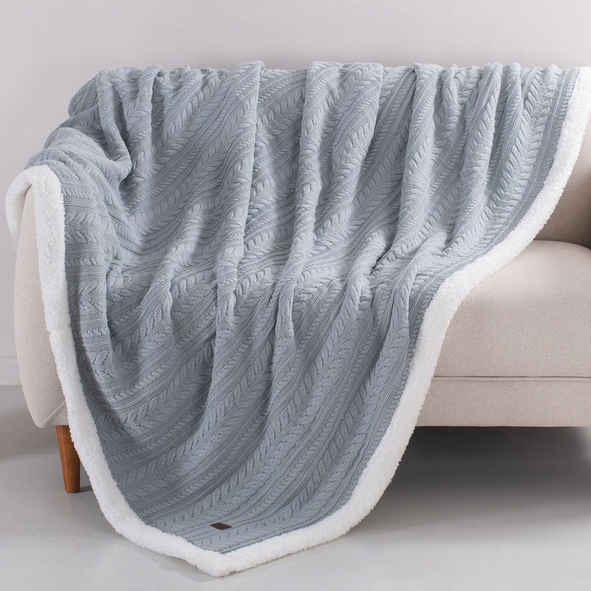 SHERPA KNITTED BLANKET CLOUD COLOR