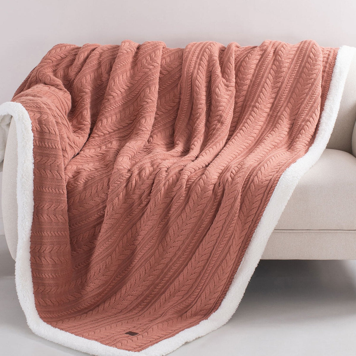 SHERPA KNITTED BLANKET HAZELNUT COLOR