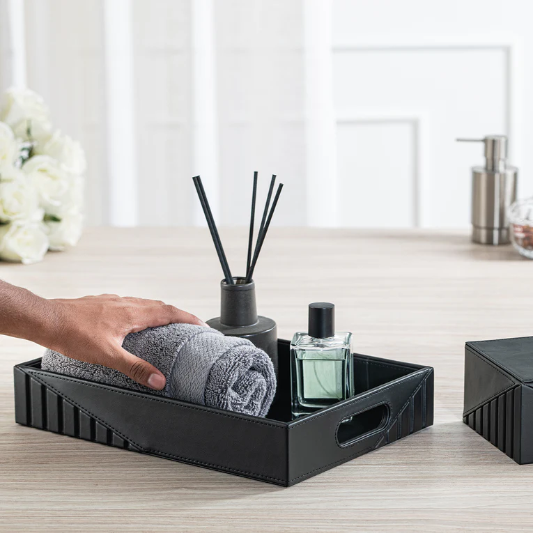 ELEGANT FLUTED BLACK LEATHERITE TRAY