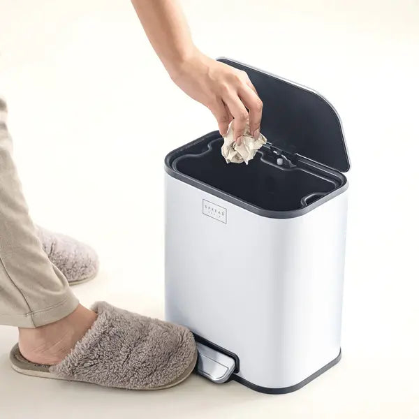 MATTE WHITE METAL BOX WASTEBIN 5LTR