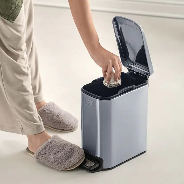 GRAY SOFT CLOSE WASTEBIN 6LTR