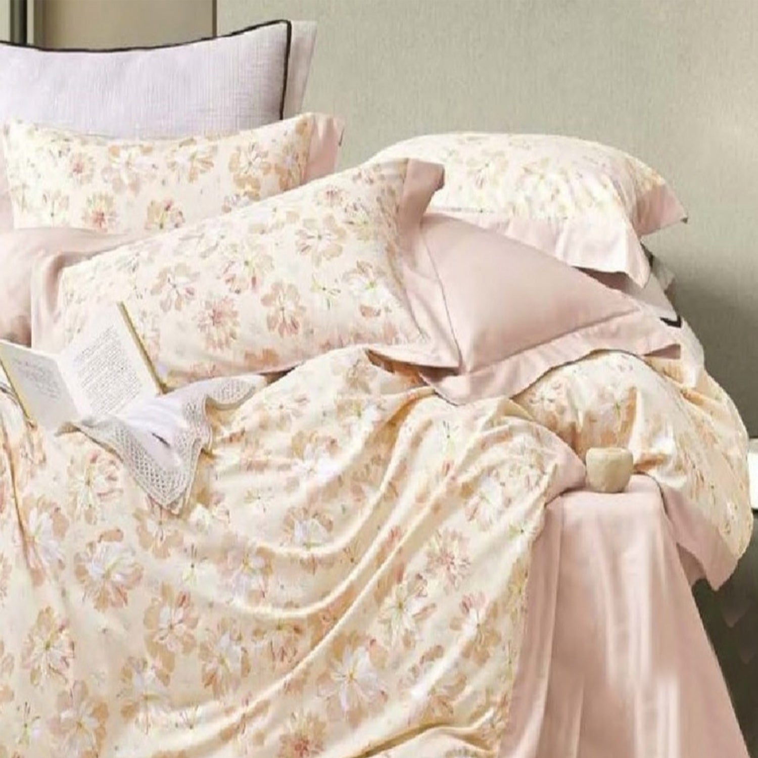 FOUR SEASONS XL VANILLA FLORAL DOUBLE BEDSHEET