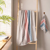BAMBOO PINK LIGHTWEIGHT LUXURY BATH TOWEL