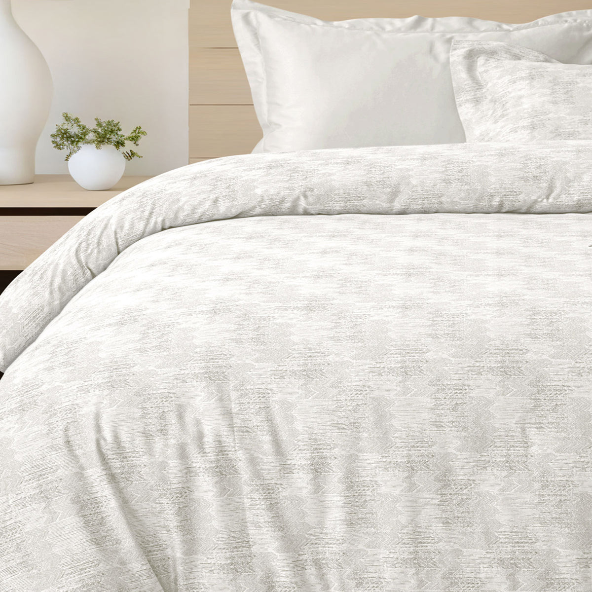 ITALIAN COUTURE WHITE MODERN DOUBLE BEDSHEET