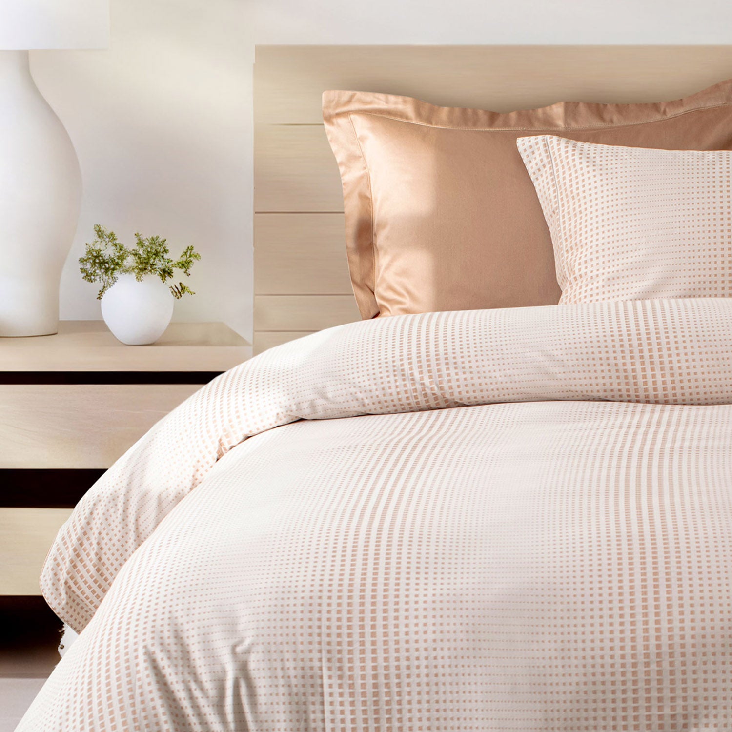 ITALIAN COUTURE FAWN MODERN DOUBLE BEDSHEET